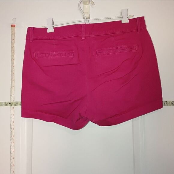 Old navy pixie shorts ladies size 6 in fuchsia - Picture 8 of 8